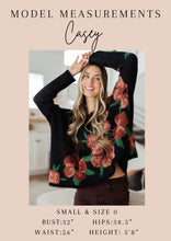 Load image into Gallery viewer, DEAR SCARLETT- Lizzy Top in Royal and Blush Floral
